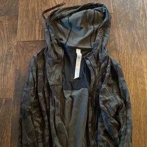 Lululemon Camo Zip up size 8